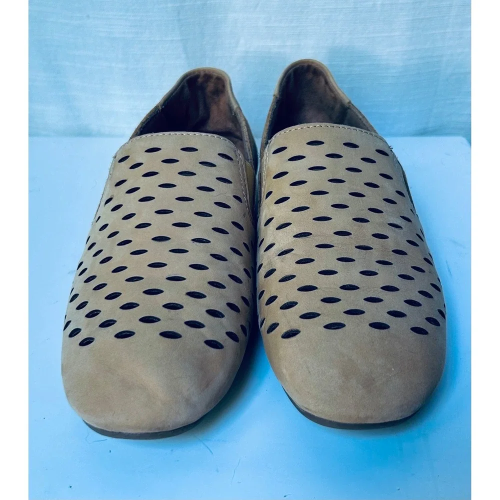 Earth Origins Rocco Yellow Nubuck Leather Perforated Slip On Loafers Womens 9 M